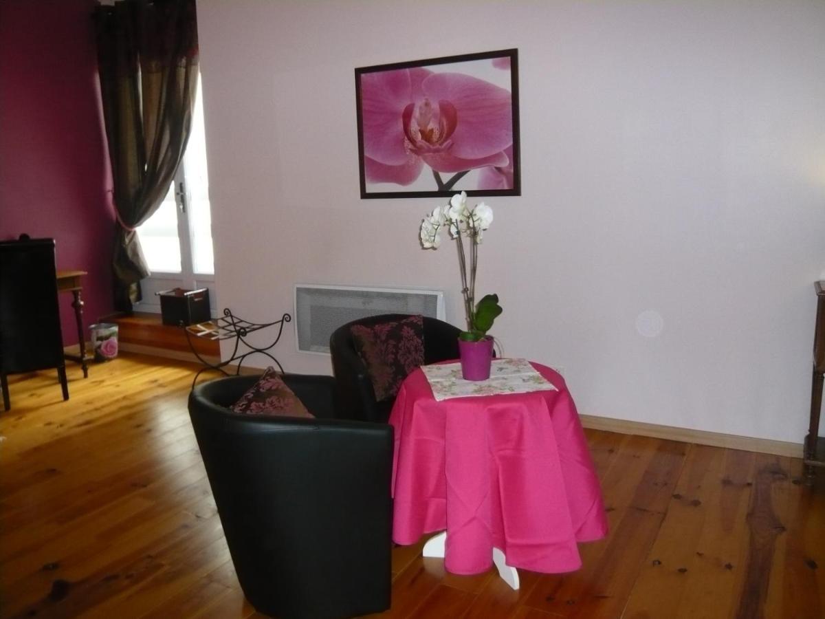 Chambres Et Roulotte De La Gentilhommiere Chazey-sur-Ain Ngoại thất bức ảnh