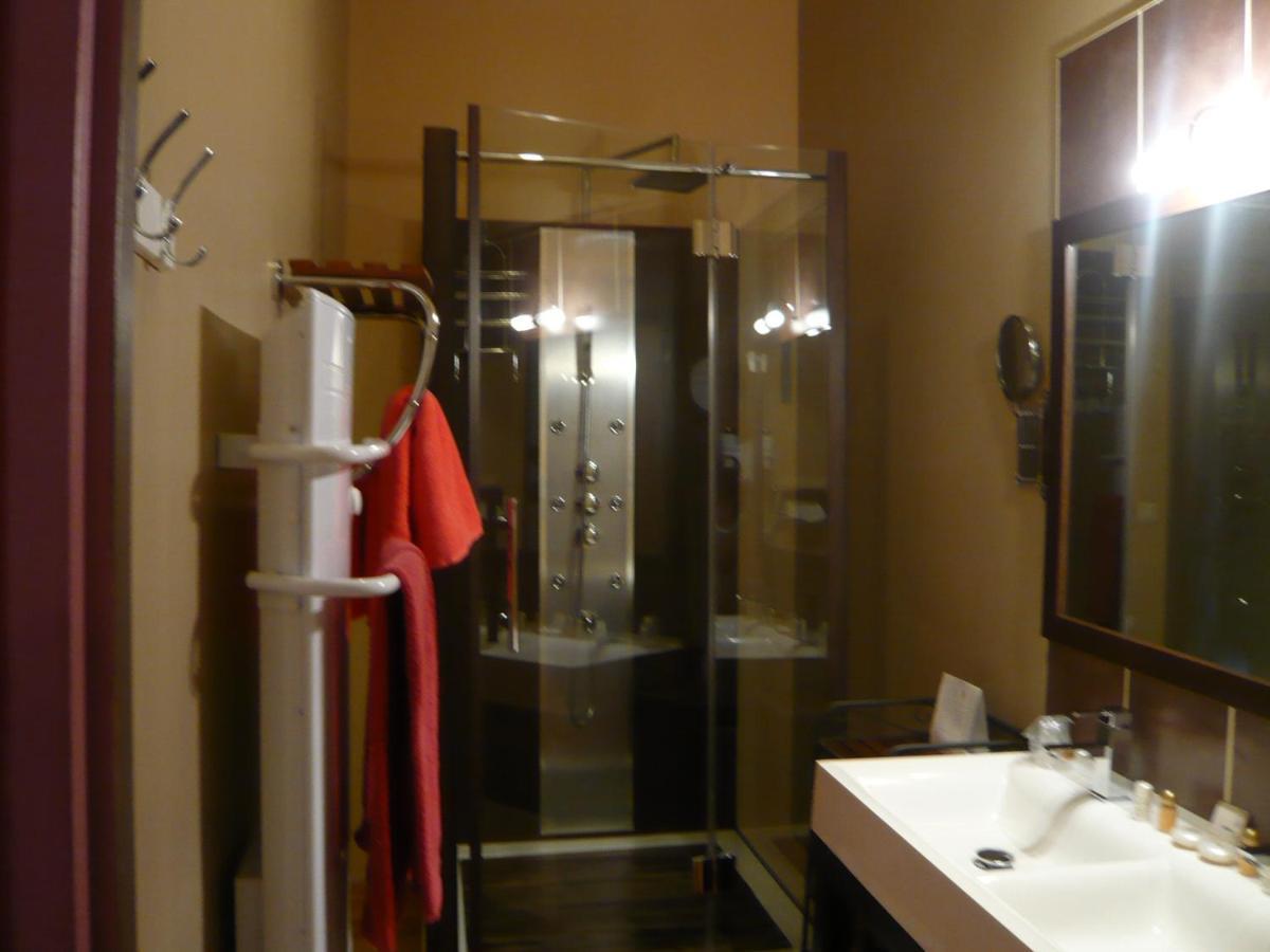 Chambres Et Roulotte De La Gentilhommiere Chazey-sur-Ain Ngoại thất bức ảnh